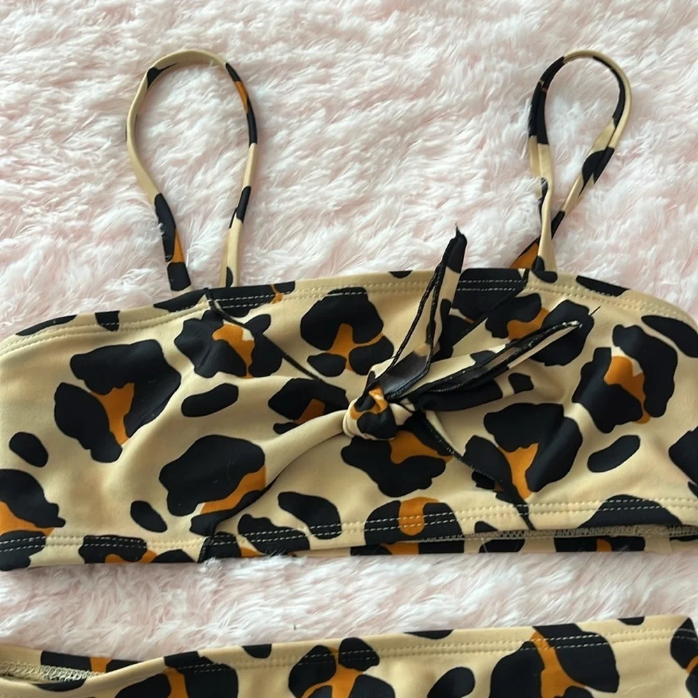 Leopard bikini
